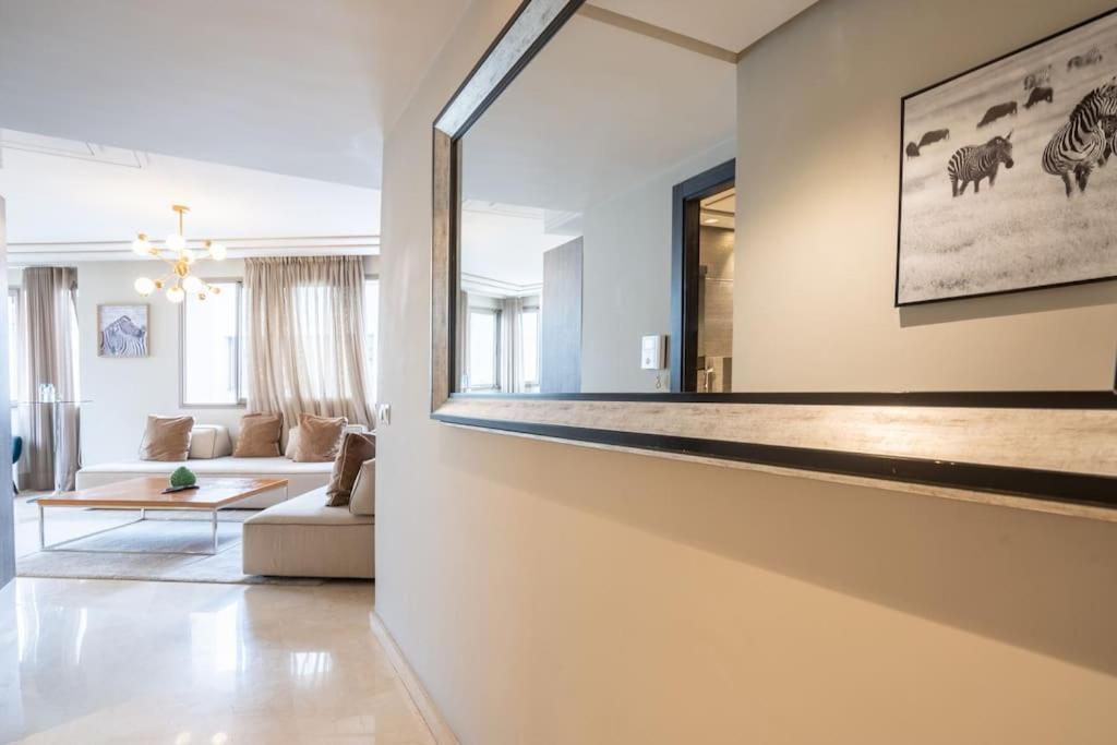 #56 Maarif Racine Urban Massira Near Twin Center Apartman Casablanca Kültér fotó